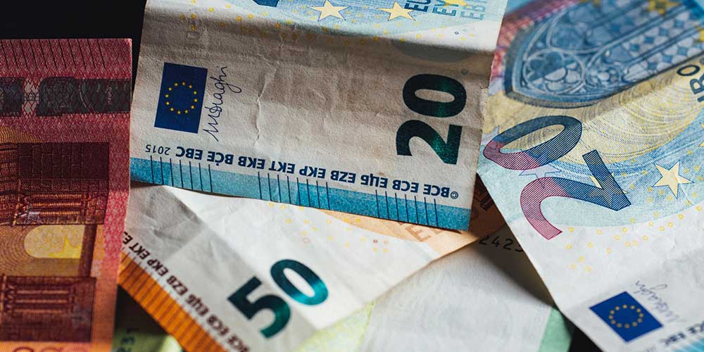Comment économiser 5000€ #economie #argent #euros #enveloppe